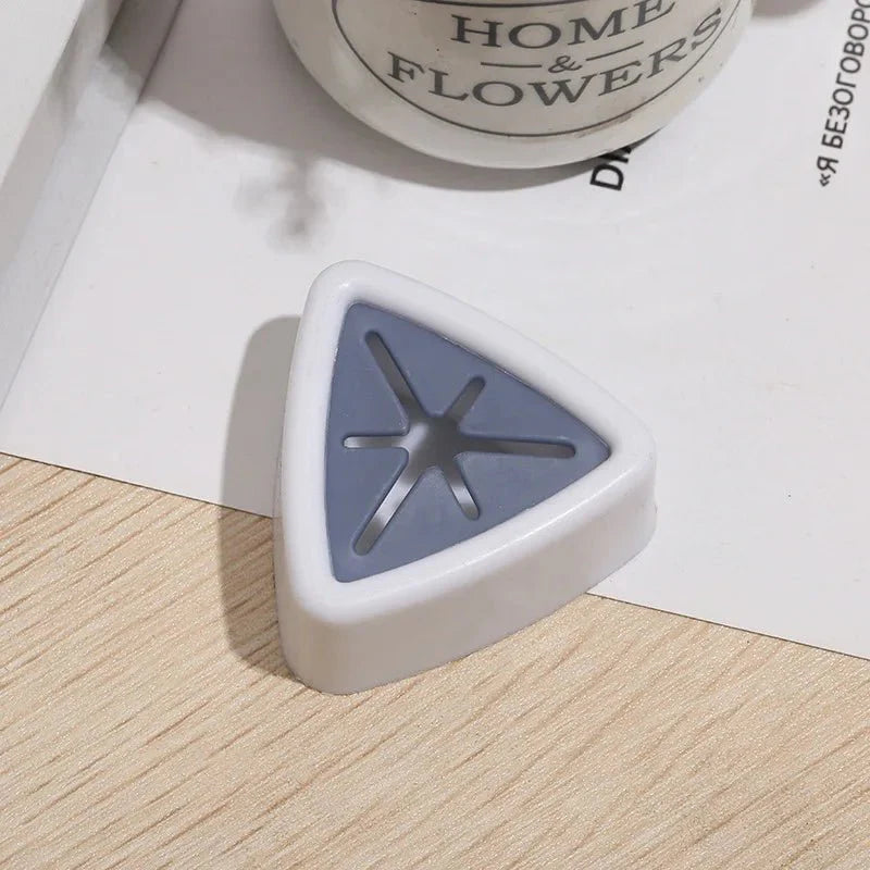 Creative Squeezing Hanging Hooks Wall Decoration Punch Free Self-adhesive Towel Bath Ball Bathroom Kitchen Storage