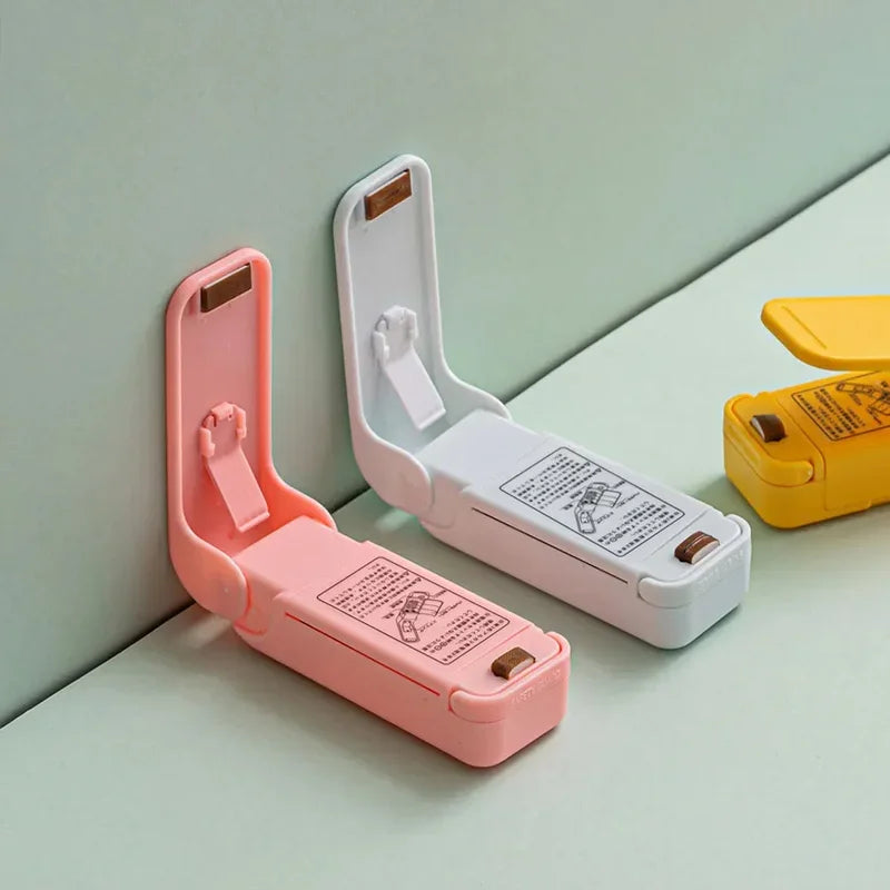 Mini sealer packaging insulated plastic food bag sealing portable snack packaging kitchen tools